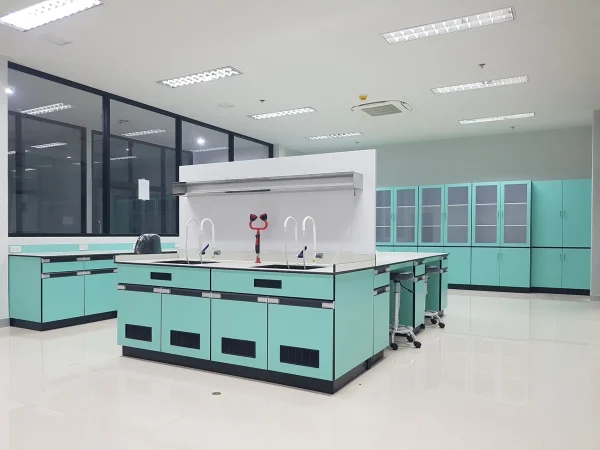 3.Laboratory benches and tool tables (2)